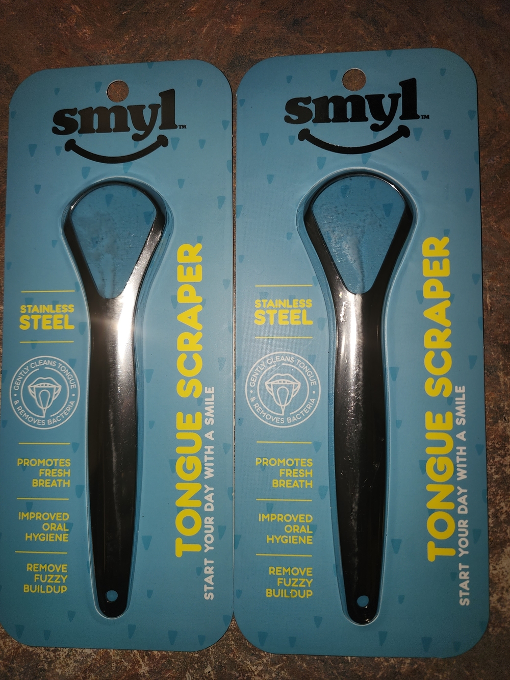 Smyl Stainless Steel Tongue Scraper – Black